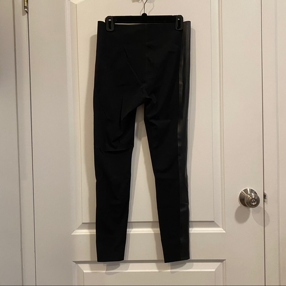 Spanx Glossy Side Stripe Leggings - Picture 7 of 7